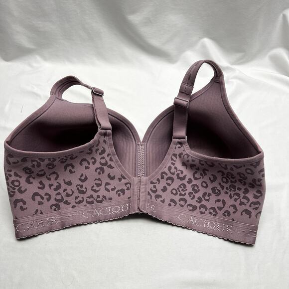 Cacique 42DDD Bra Lavender Animal Print Lightly Lined No Wire Sports Tee Shirt - Picture 3 of 6
